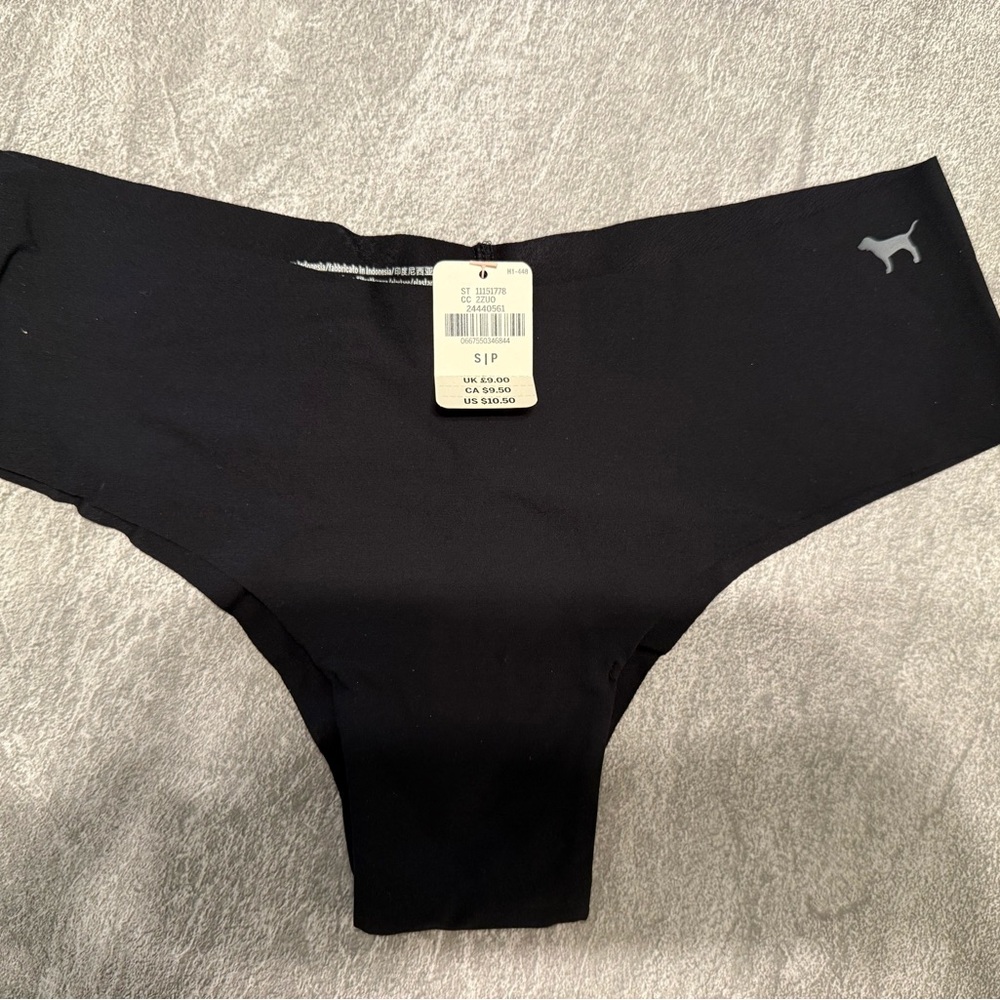 NWT Victoria’s Secret Black Seamless Cheeky Panties